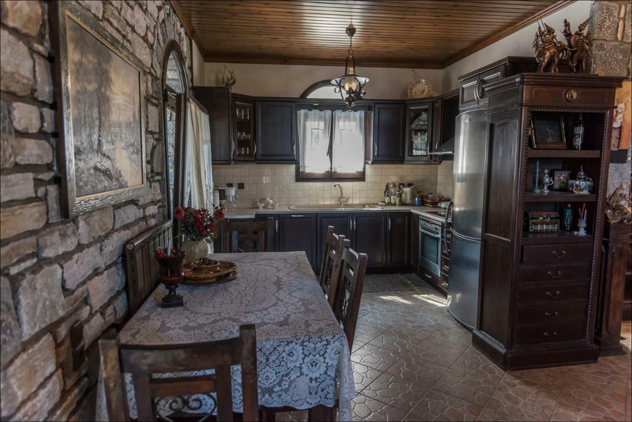 Villa Stone Mansion Anavryti, Αμα 20569 Mystras Exterior foto